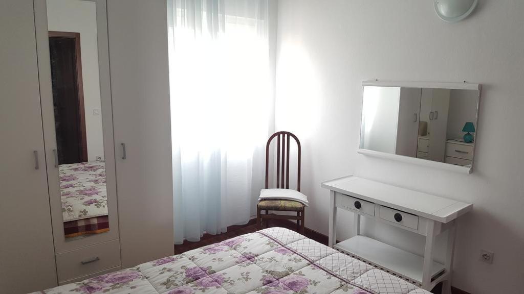 Apartments Lala Primosten Luaran gambar